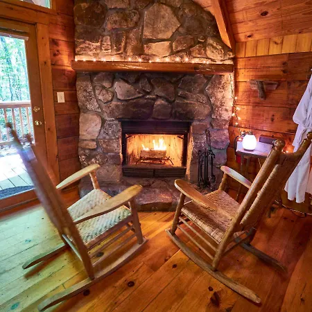 Gatlinburg Adventure Cabins Sevierville Extérieur photo