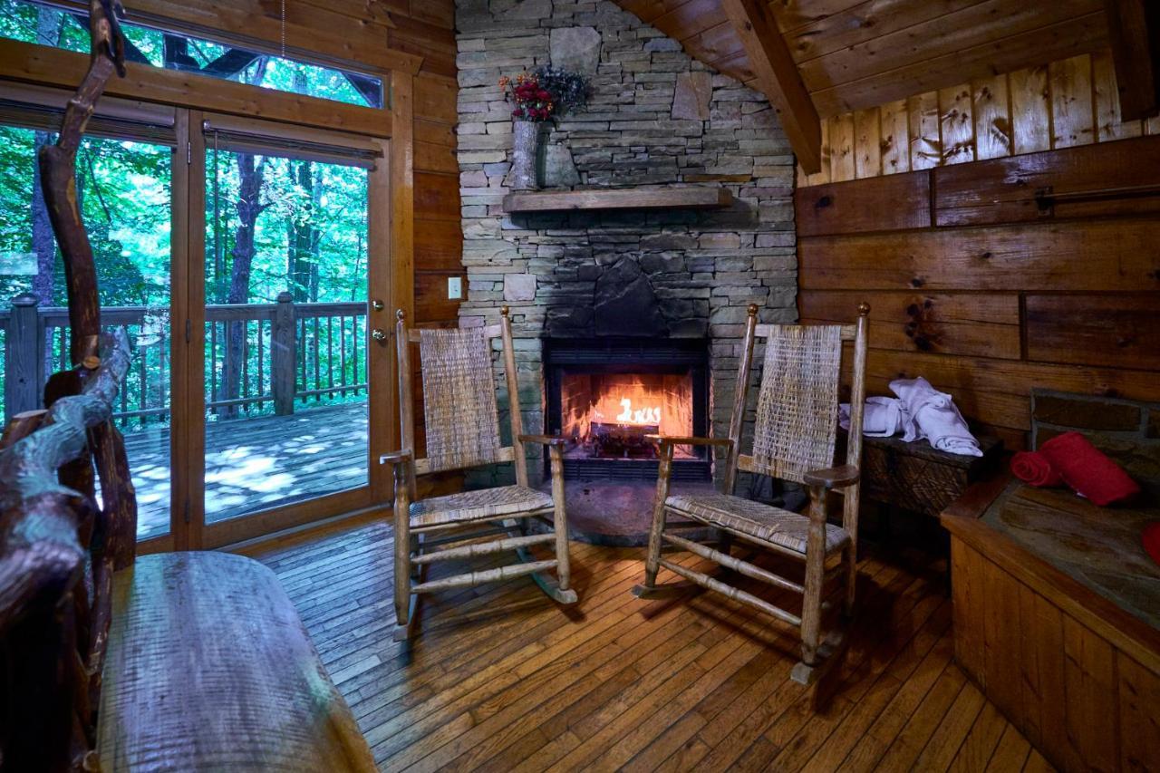 Gatlinburg Adventure Chalet *