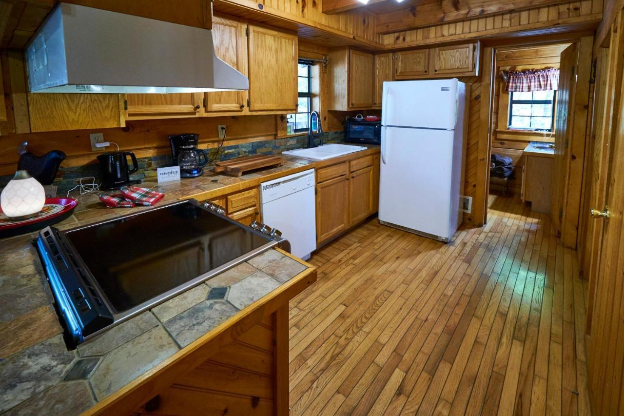 Gatlinburg Adventure Chalet *