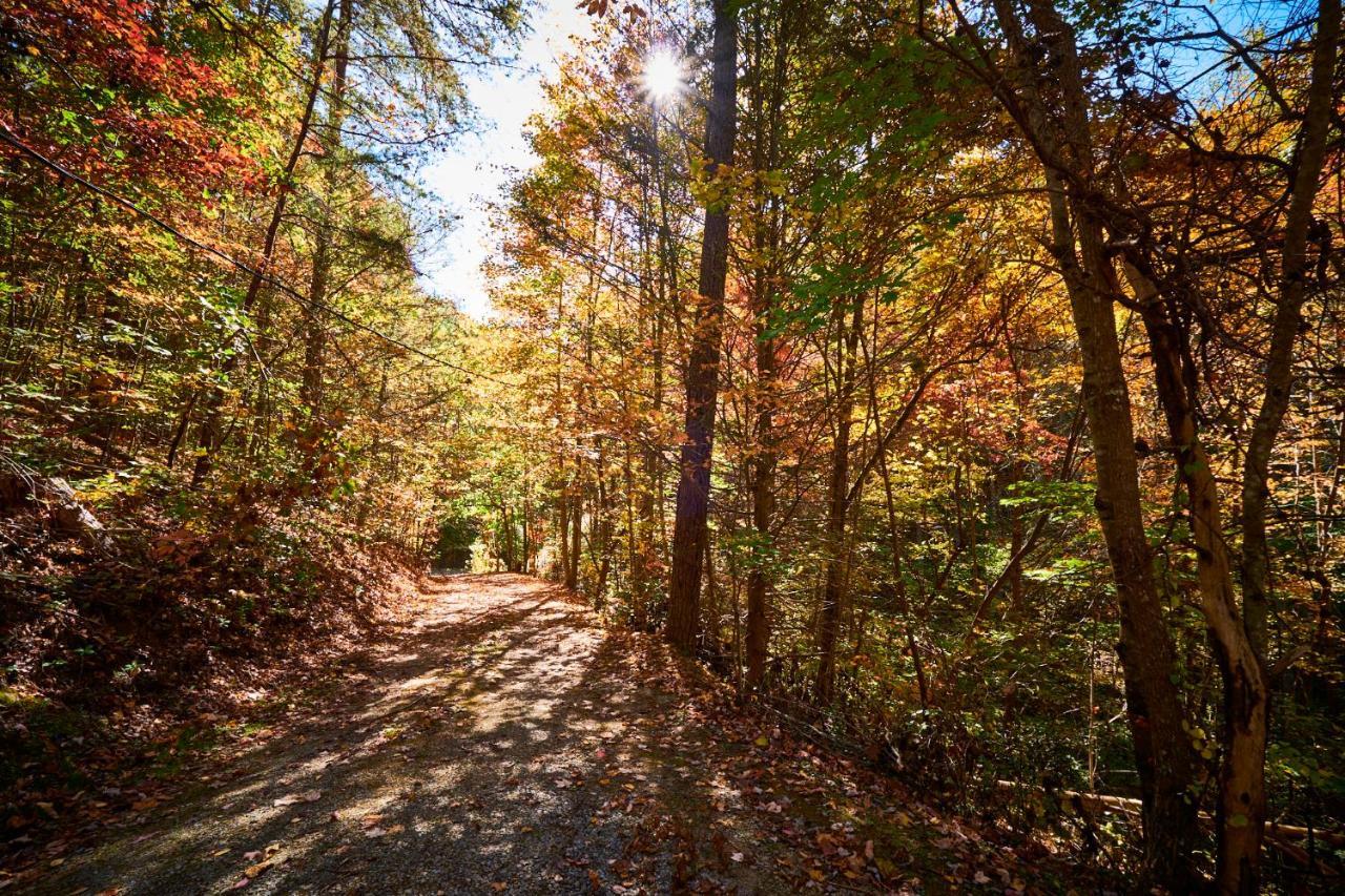 Gatlinburg Adventure Chalet *